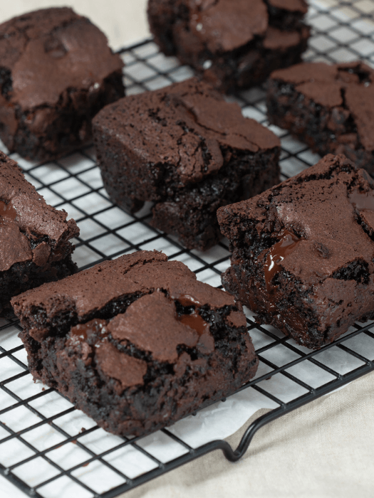 Vegan Chocolate Brownies Baking Recipe Kit serves 8 created by Pastry Chef Silvia Leo - Chefs For Foodies