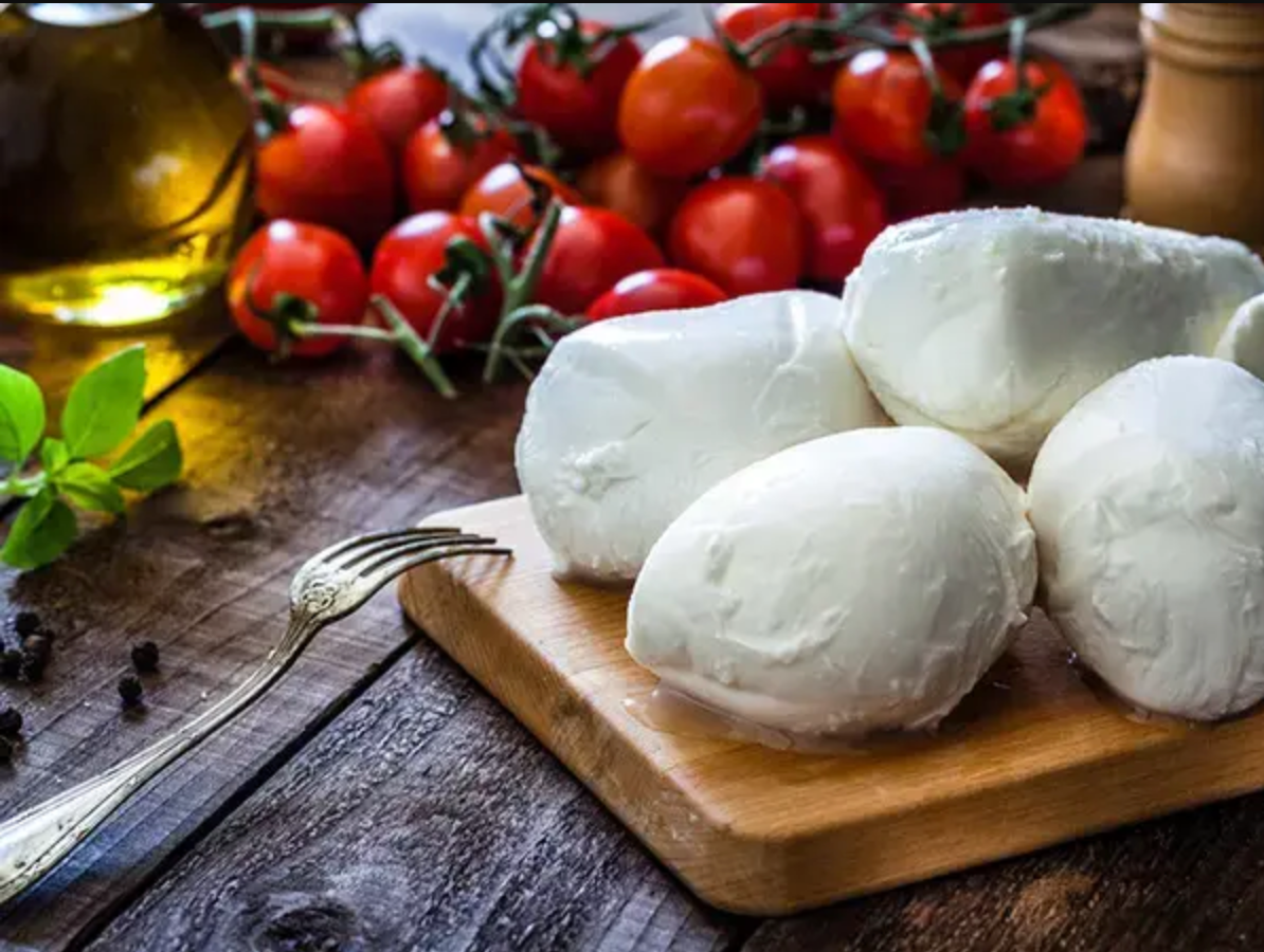 Authentic Italian Fior di Latte Mozzarella 6 x