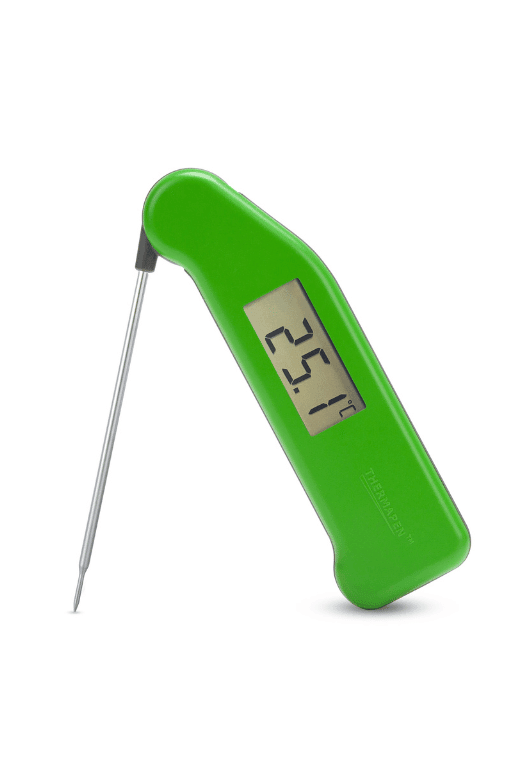 https://chefsforfoodies.com/cdn/shop/products/231-237-Thermapen_Green_Front.png?v=1697764684